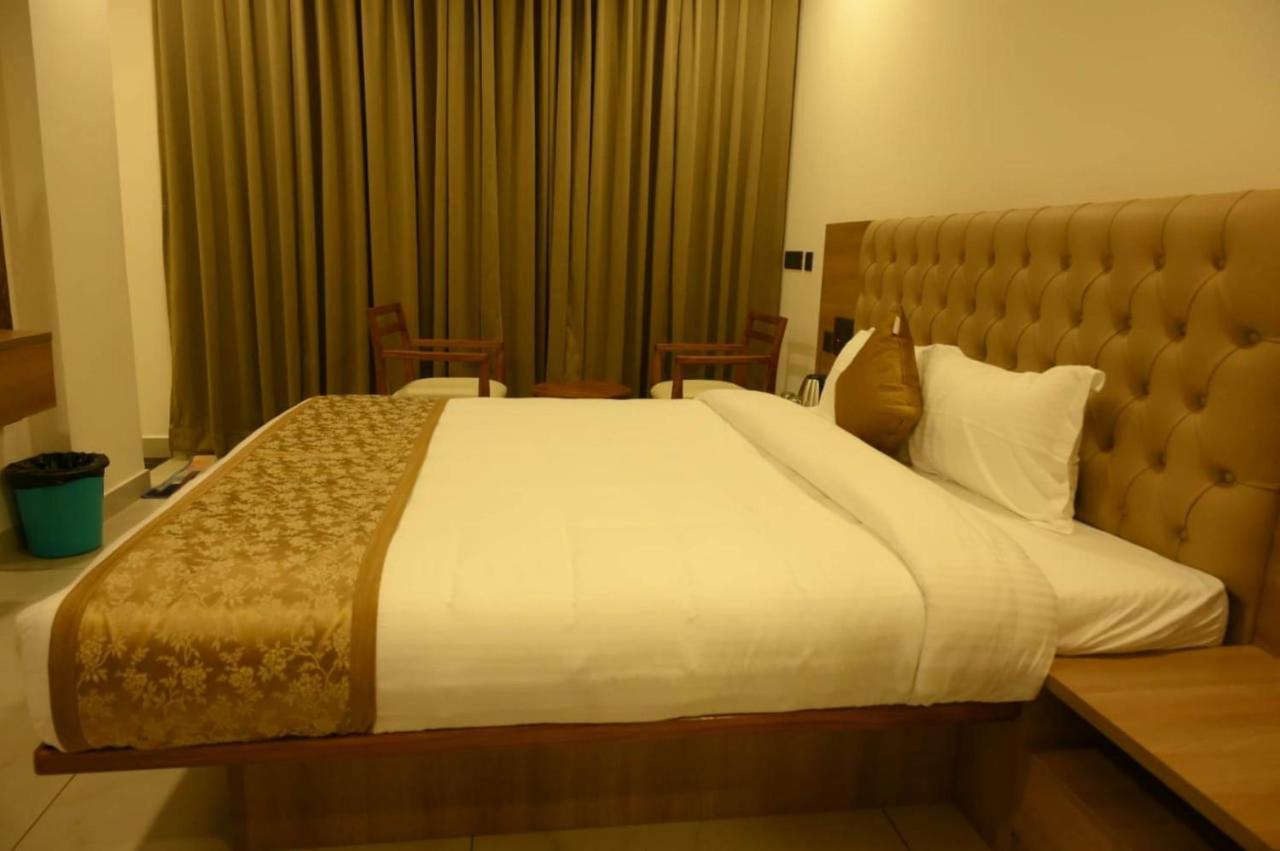 Shrreyas Inn Boarding & Lodging Kundapur Exteriér fotografie